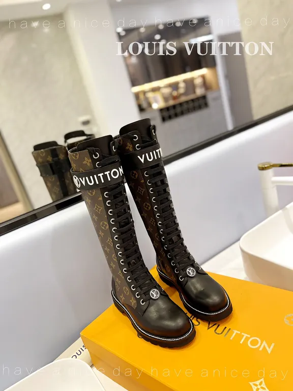 Louis Vuitton Shoe 